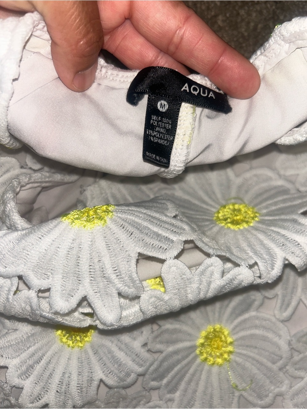 Aqua White Mini Skirt with Yellow Daisy Embroidery - Picture 3 of 4